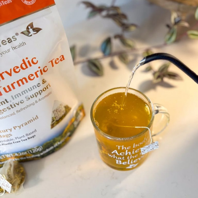 DelighTeas, Аюрведический травяной чай с куркумой, без кофеина, 30 роскошных чайных пакетиков в форме пирамидки, 120 г (4,2 унции) DelighTeas, Аюрведический травяной чай с куркумой, без кофеина, 30 роскошных чайных пакетиков в форме пирамидки, 120 г (4,2 унции)